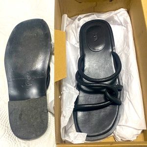 Zara Black Flat Sandals